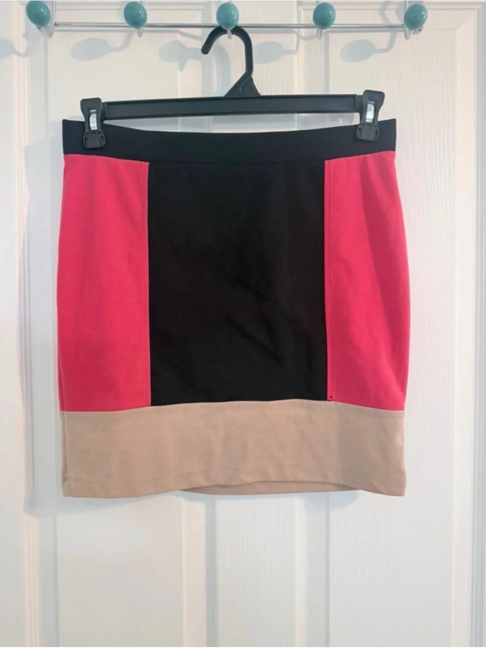 Forever 21 Colorblock Mini Skirt Black/Pink/Tan Size L